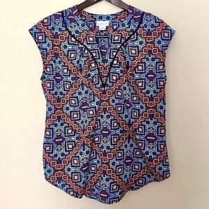 LIZ CLAIBORNE Sleeveless Split Neck
Blouse Red & Blue Boho Aztec XL Relaxed
Fit‎